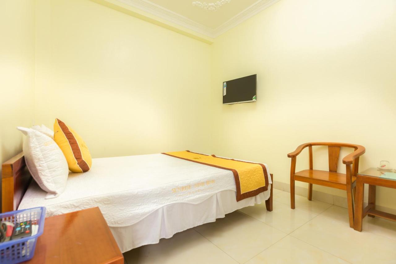 Spot On 861 Sunrise Hotel נין בין מראה חיצוני תמונה